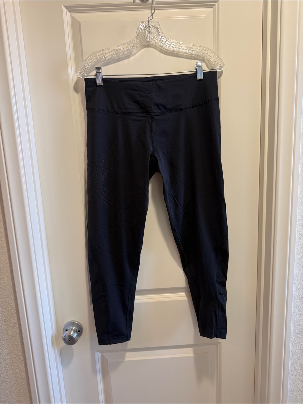 2XU Black Women’s XL Performance Leggings